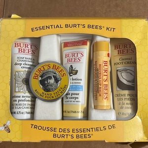 Essential Burt’s Bees Kit